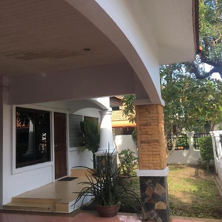 Beautiful 3 Bedroom Garden Villa Chalong Buitenkant foto