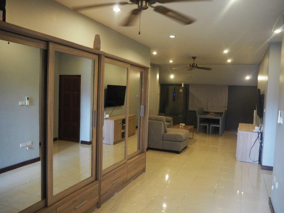 Beautiful 3 Bedroom Garden Villa Chalong Buitenkant foto